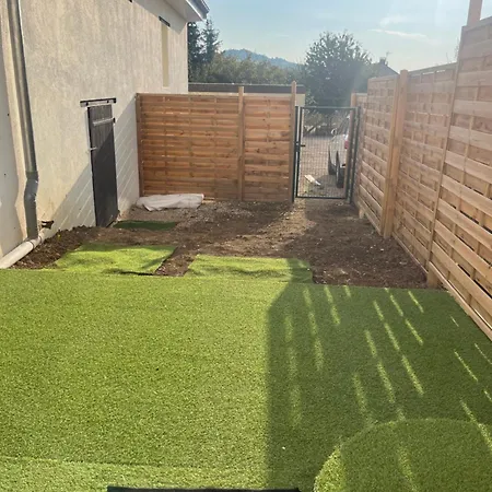 Le Petit Nouveau Avec Jardin Pont-a-Mousson Exterior photo